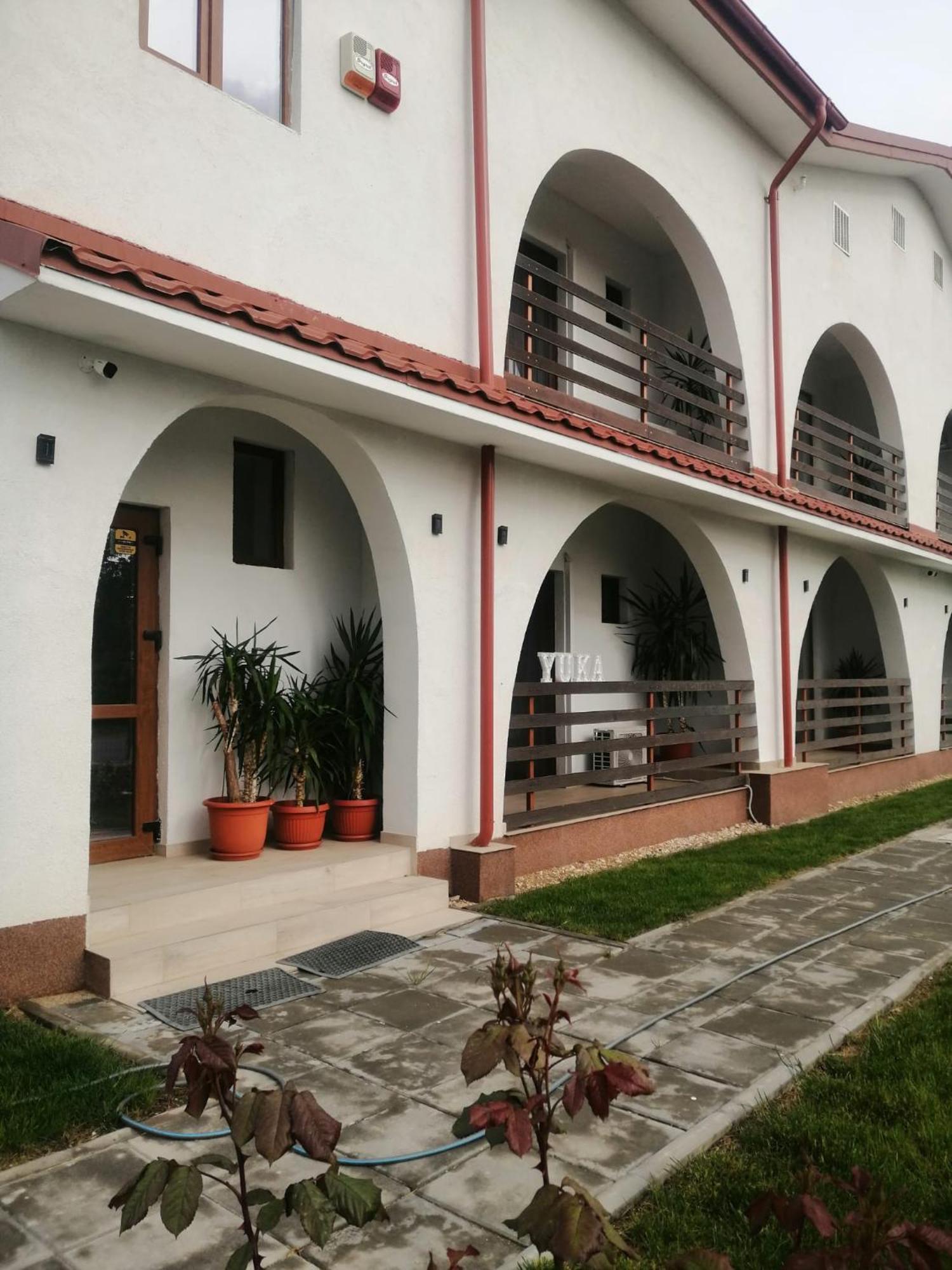 Hotel Yuka Vama Veche Exterior foto